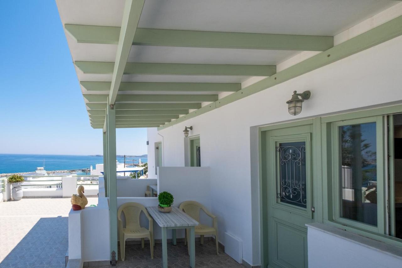 Lorenzo And Paros * Nausa