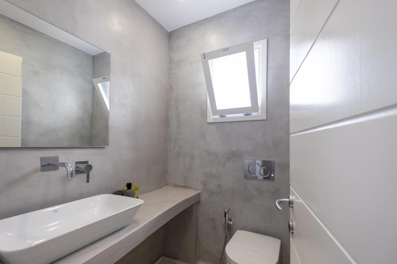 Apartament Lorenzo And Paros Nausa