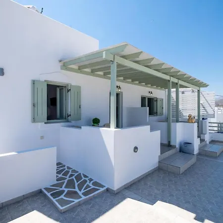 Lorenzo Studios And Suites Paros Naoussa Exterior foto