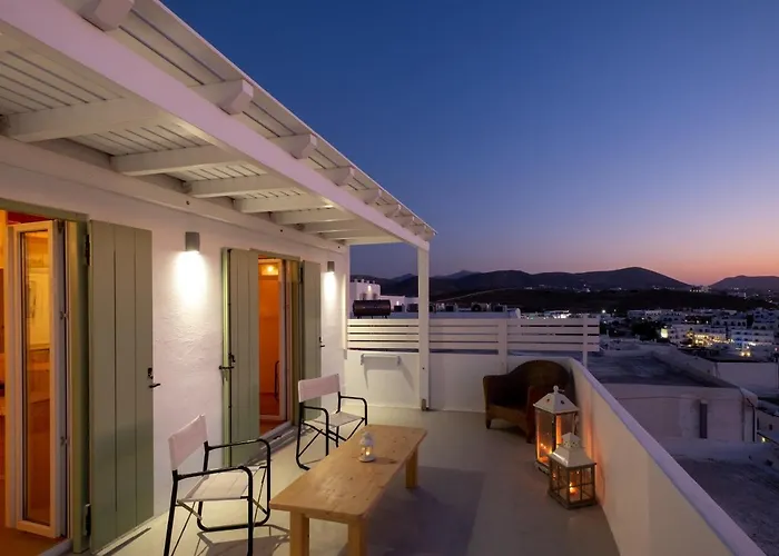 Lorenzo Studios&Suites Paros