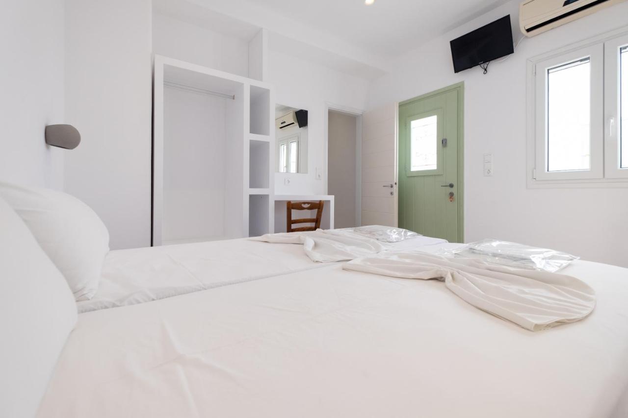 Lorenzo Studios&suites Paros *