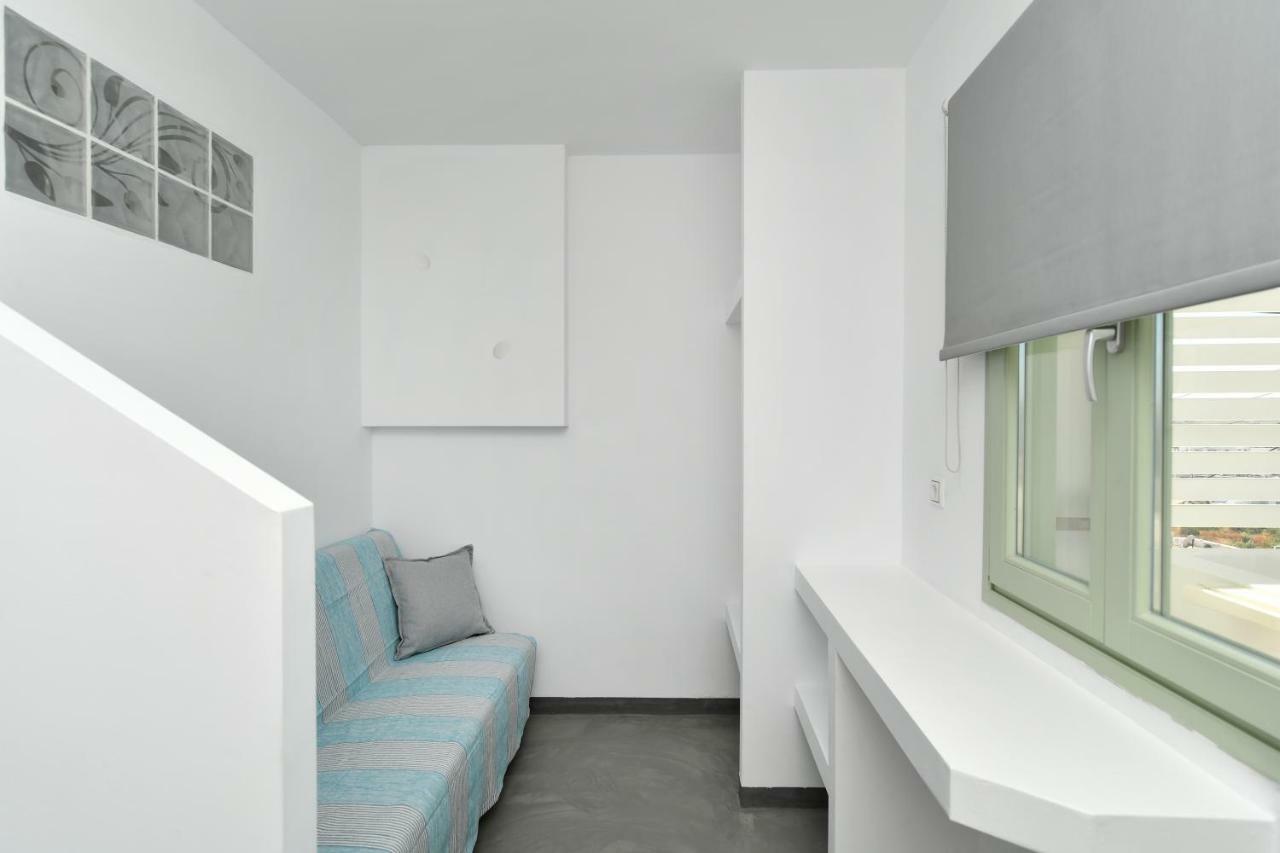 Lorenzo Studios